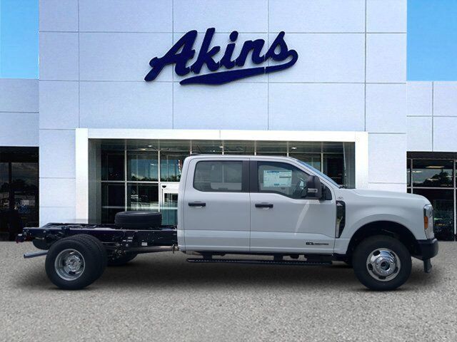 2025 Ford Super Duty F-350 DRW XL Appleton WI