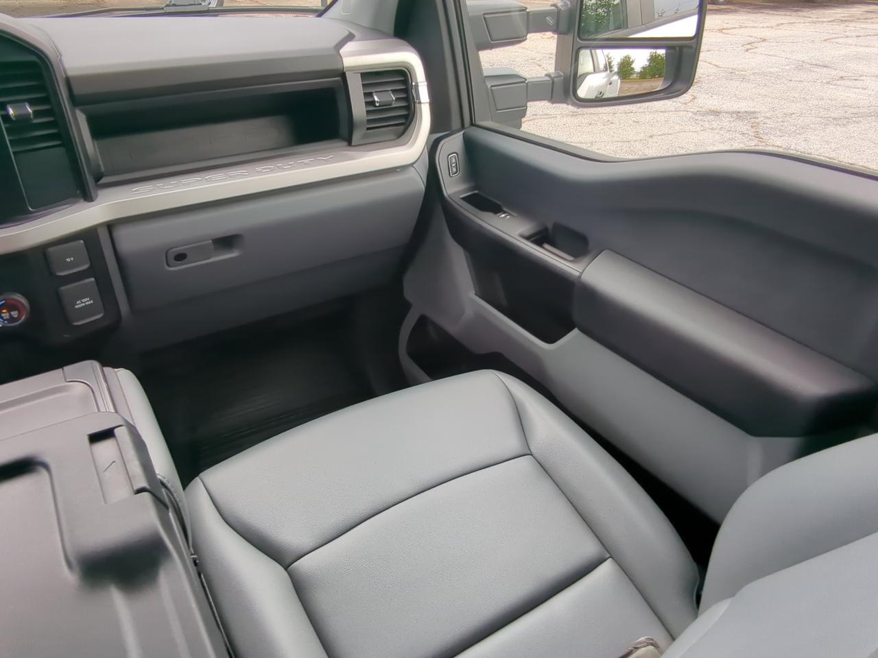 2025 Ford Super Duty F-350 DRW XL Appleton WI