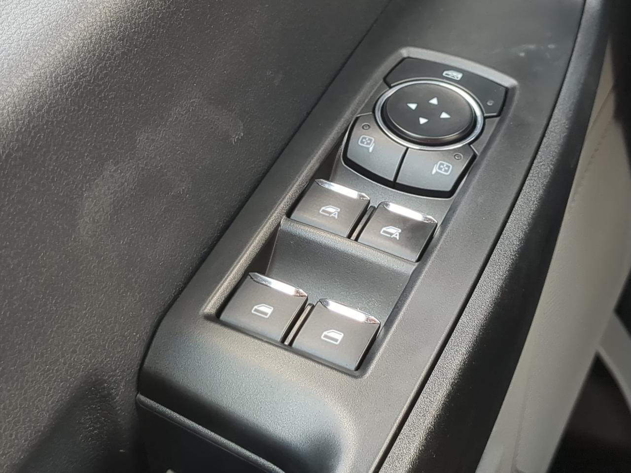 2025 Ford Super Duty F-350 DRW XL Appleton WI