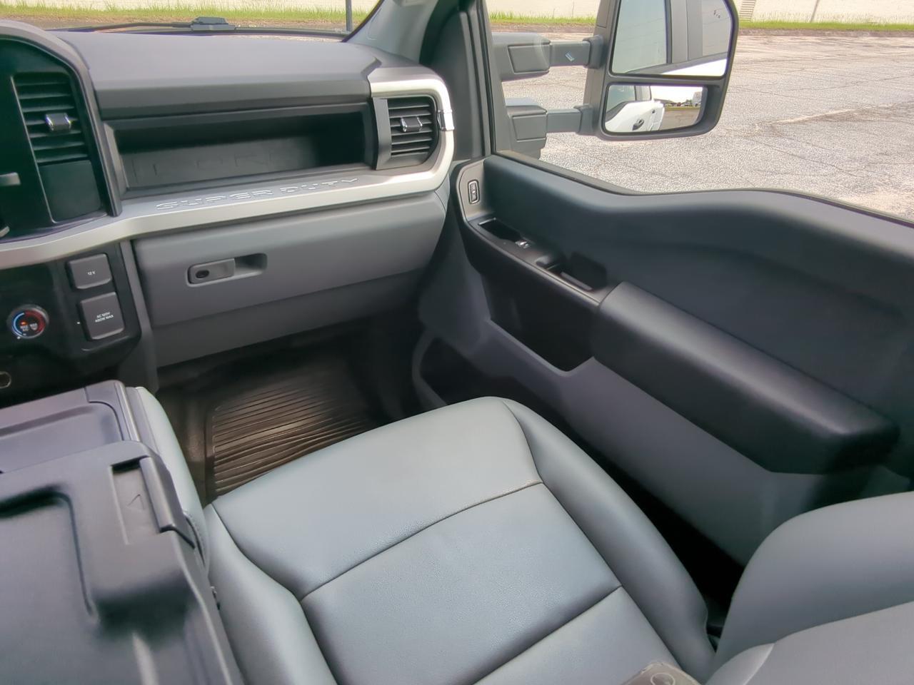 2025 Ford Super Duty F-350 DRW XL Appleton WI