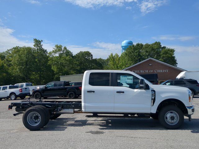 2025 Ford Super Duty F-350 DRW XL Winder GA