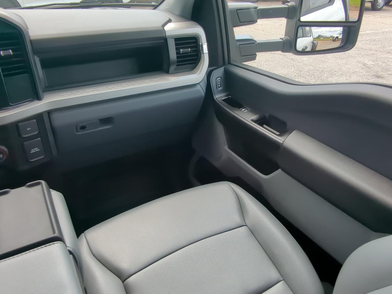 2025 Ford Super Duty F-350 DRW XL Winder GA
