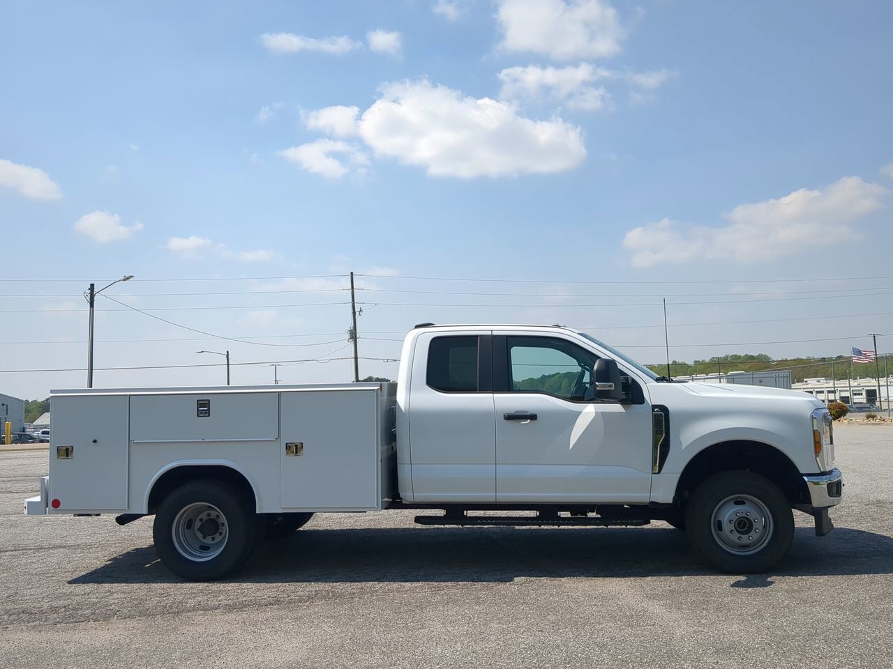 2025 Ford Super Duty F-350 DRW XL