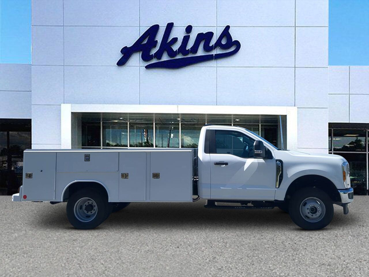 2025 Ford Super Duty F-350 DRW XL