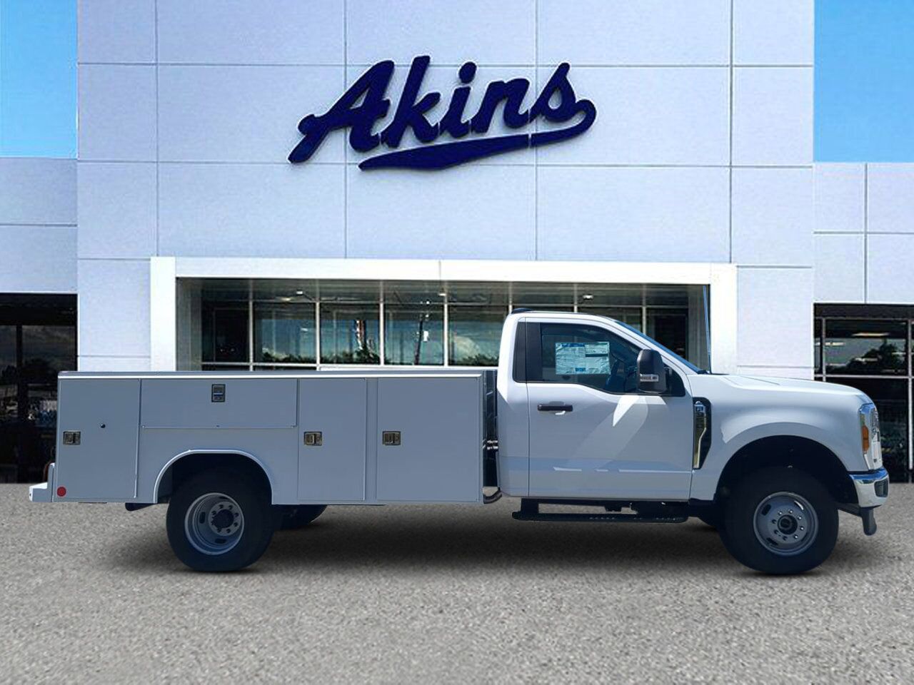 2025 Ford Super Duty F-350 DRW XL
