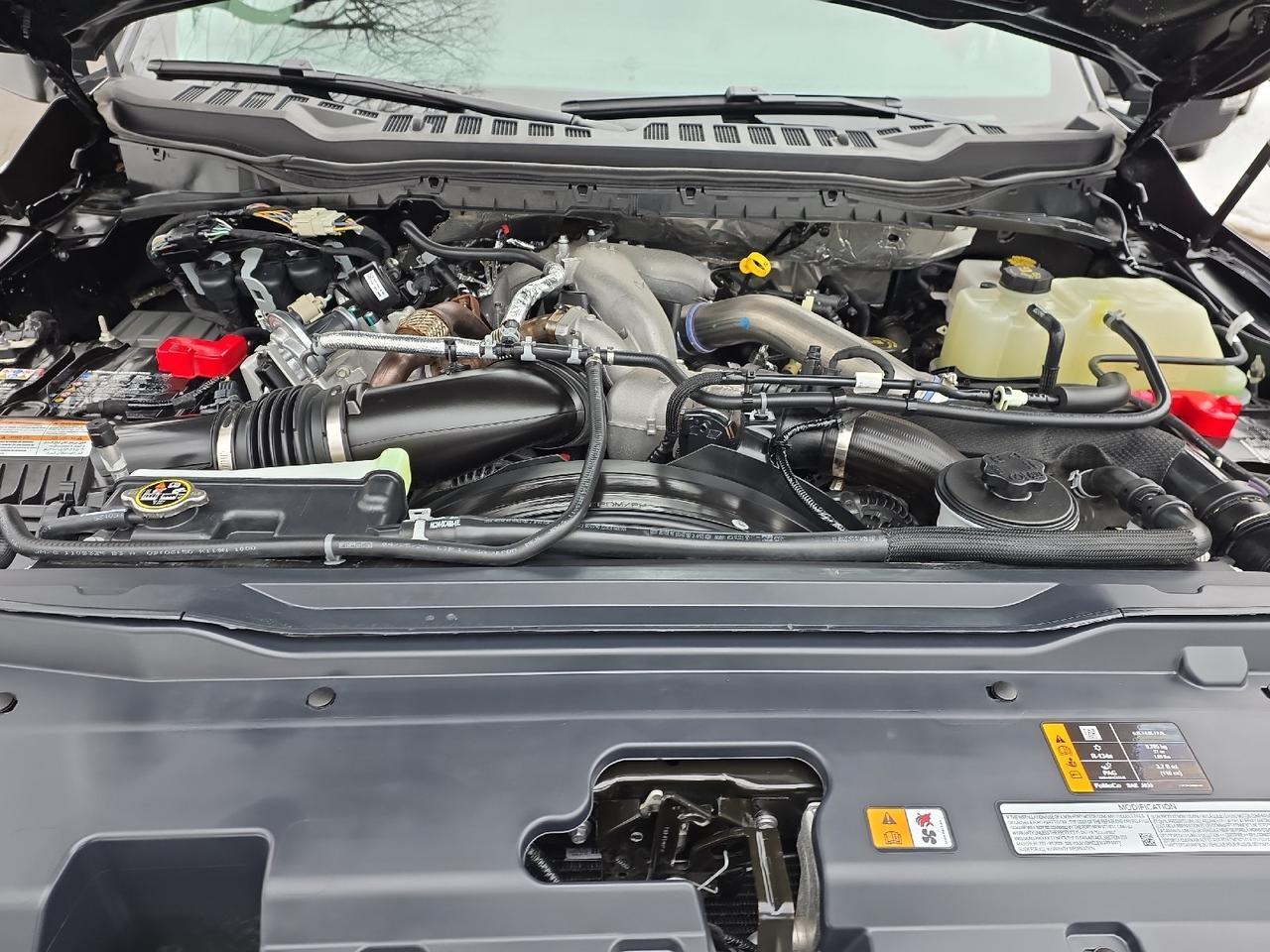 2025 Ford Super Duty F-350 DRW XLT Sand Lake NY