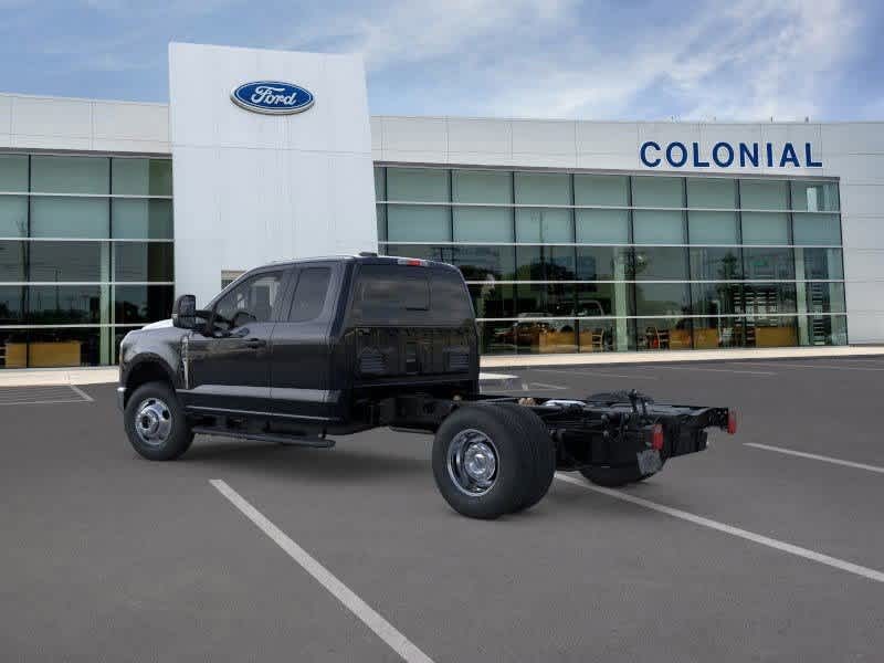 2025 Ford Super Duty F-350 DRW Plymouth MA