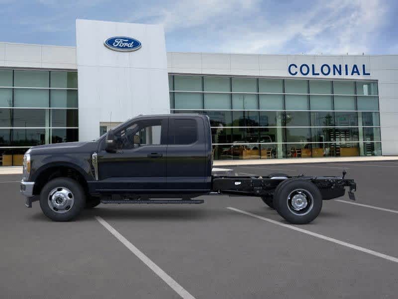 2025 Ford Super Duty F-350 DRW Plymouth MA