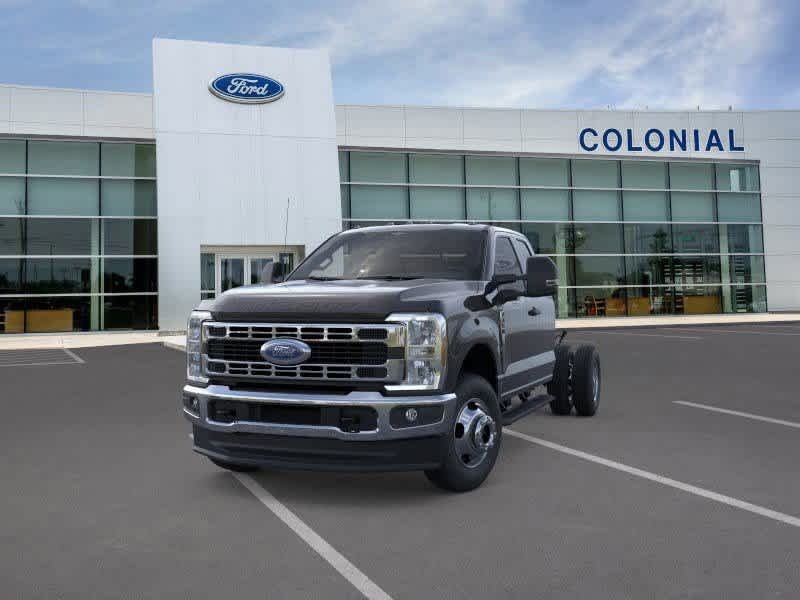 2025 Ford Super Duty F-350 DRW Plymouth MA