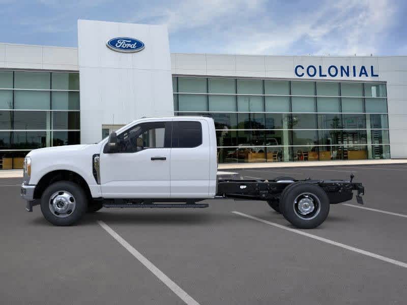 2025 Ford Super Duty F-350 DRW Plymouth MA