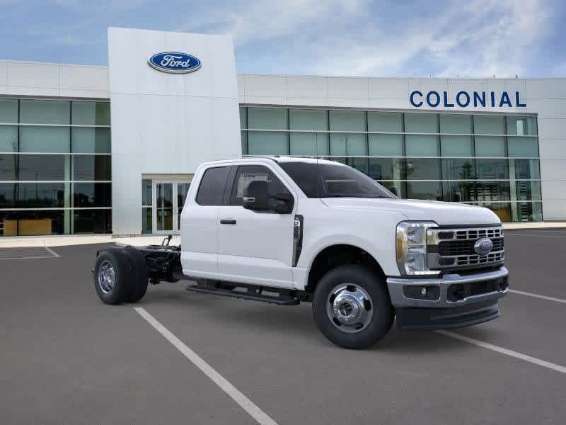 2025 Ford Super Duty F-350 DRW Plymouth MA