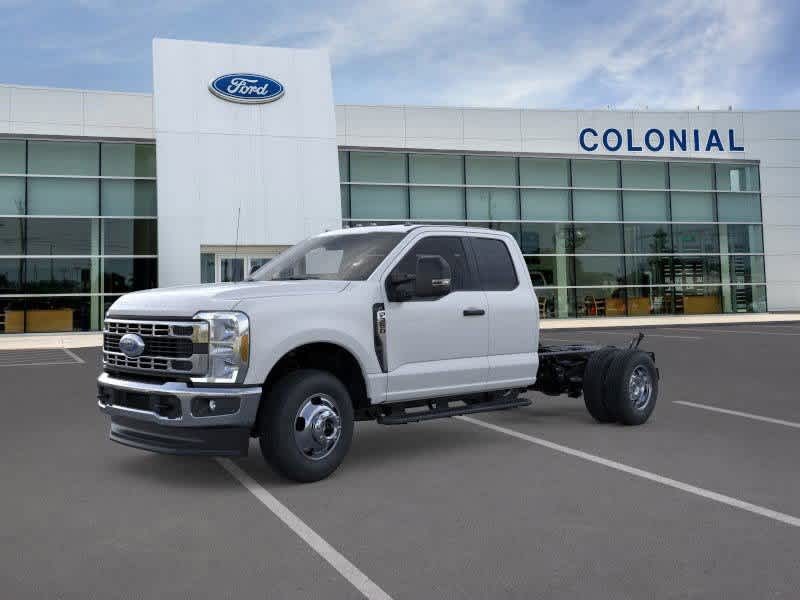 2025 Ford Super Duty F-350 DRW Plymouth MA
