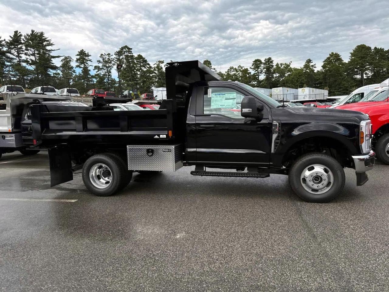 2025 Ford Super Duty F-350 DRW Plymouth MA