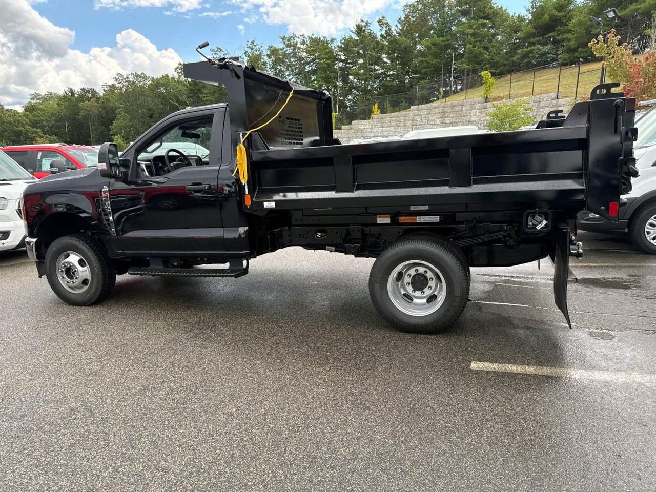 2025 Ford Super Duty F-350 DRW Plymouth MA