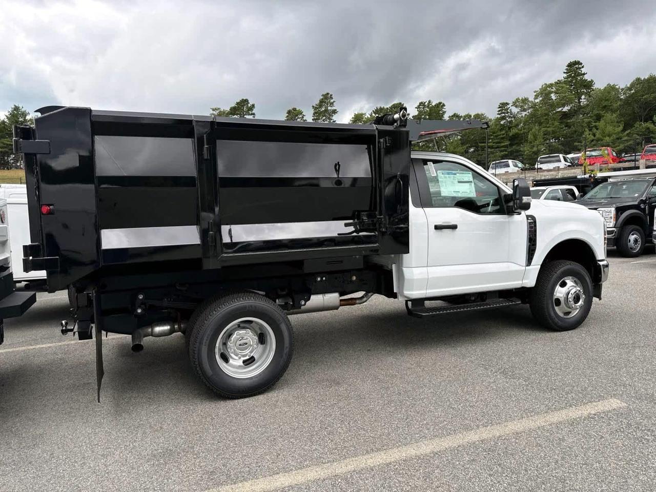 2025 Ford Super Duty F-350 DRW Plymouth MA