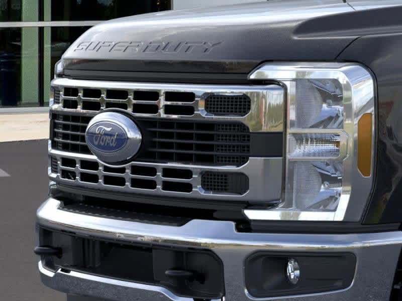 2025 Ford Super Duty F-350 DRW Plymouth MA