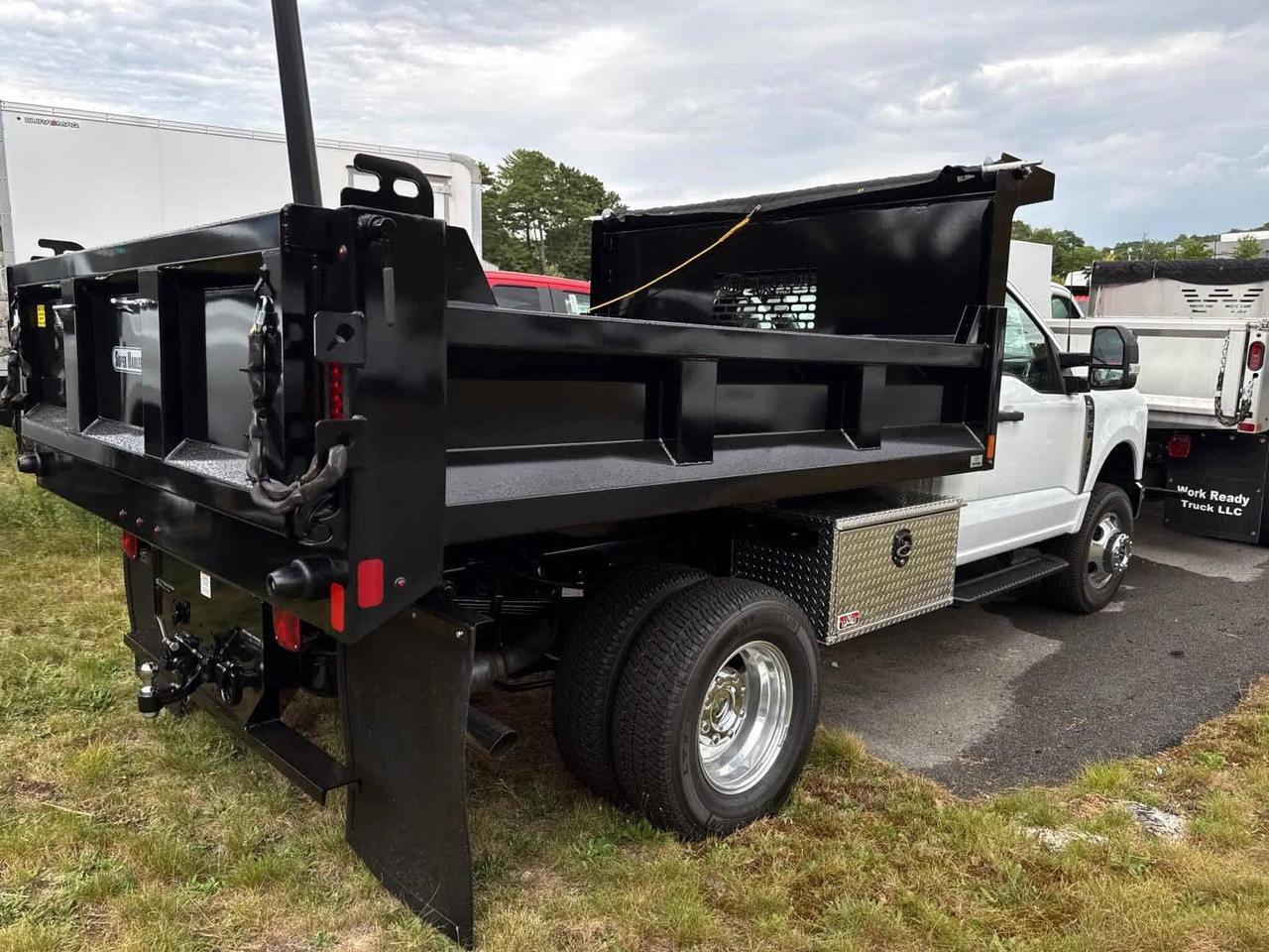 2025 Ford Super Duty F-350 DRW Plymouth MA