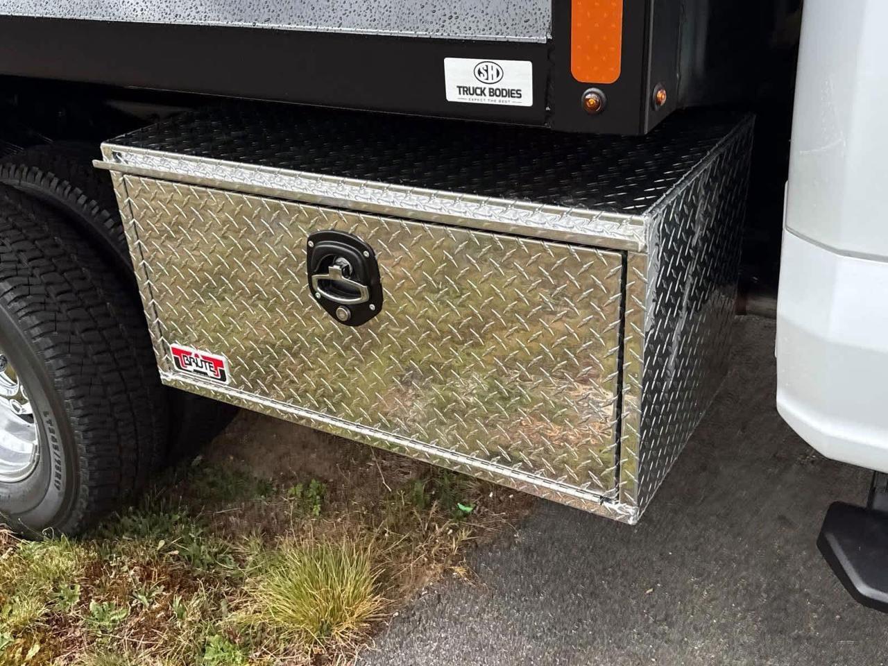 2025 Ford Super Duty F-350 DRW Plymouth MA
