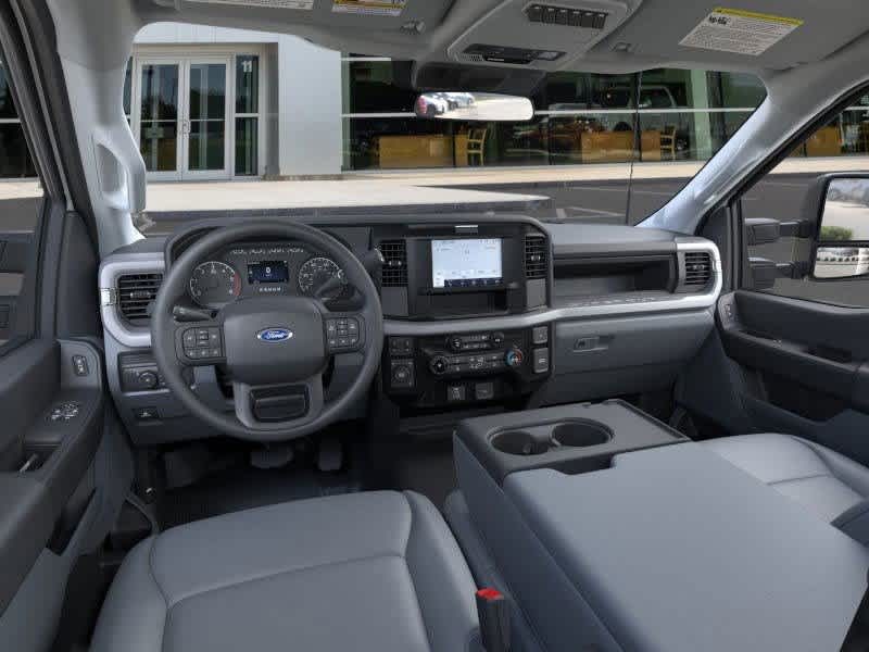 2025 Ford Super Duty F-350 DRW Plymouth MA