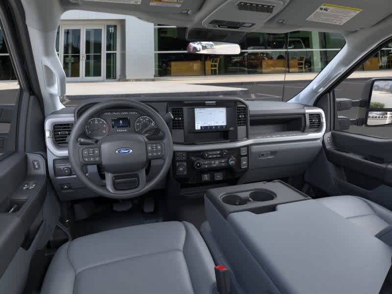 2025 Ford Super Duty F-350 DRW Plymouth MA