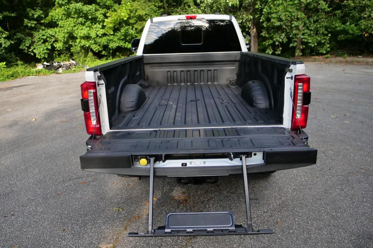 2025 Ford Super Duty F-350 LARIAT 4X4 / High Output Diesel / Pro Power Onboard! Lincolnton NC