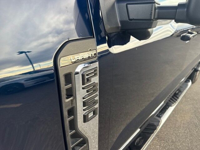 2025 Ford Super Duty F-350 LARIAT Grande Prairie AB