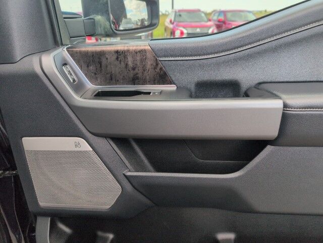 2025 Ford Super Duty F-350 LARIAT Whitecourt AB