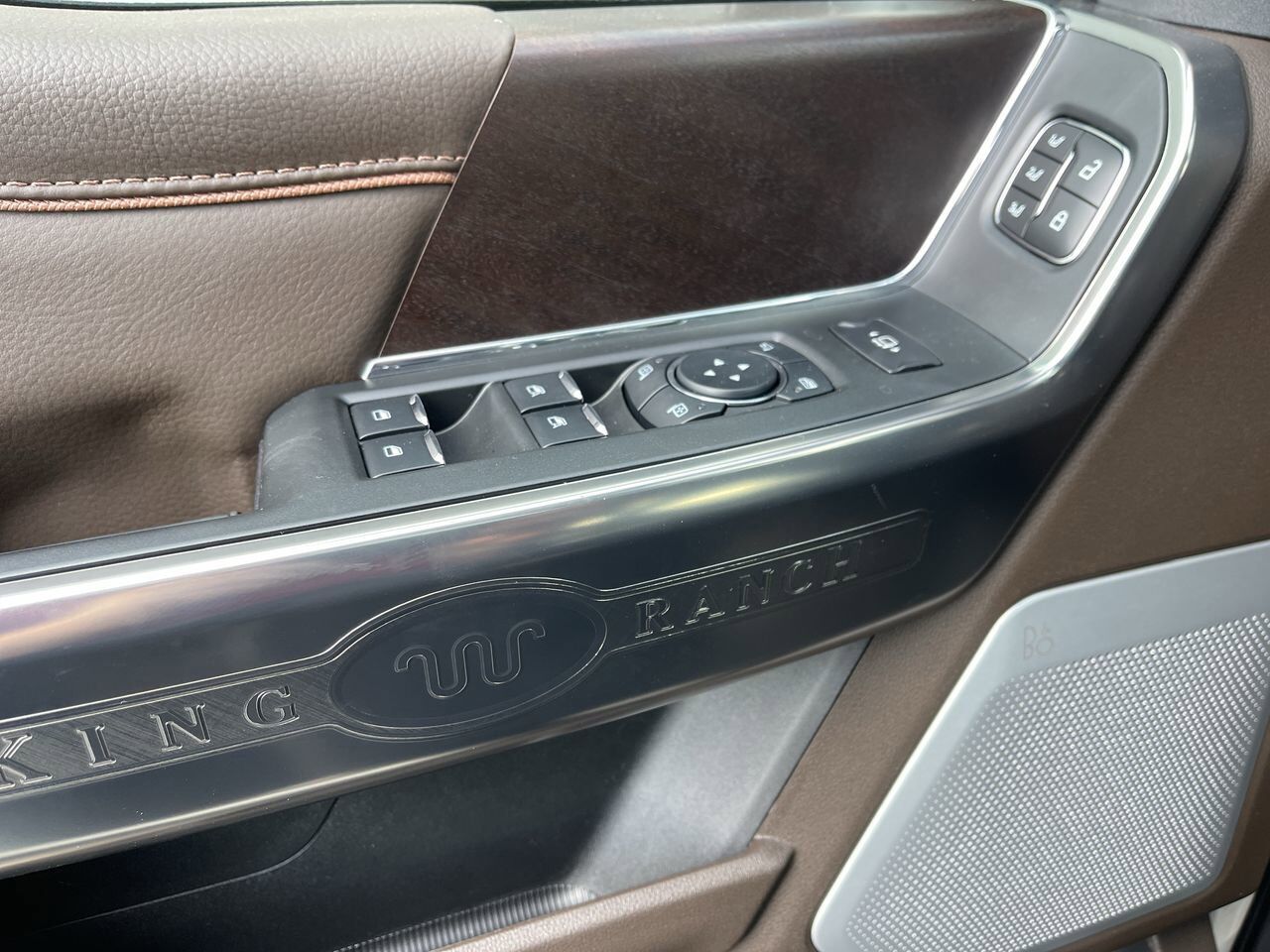 2025 Ford Super Duty F-350 SRW King Ranch Sherwood Park AB