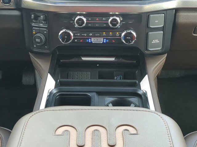 2025 Ford Super Duty F-350 SRW King Ranch Winder GA