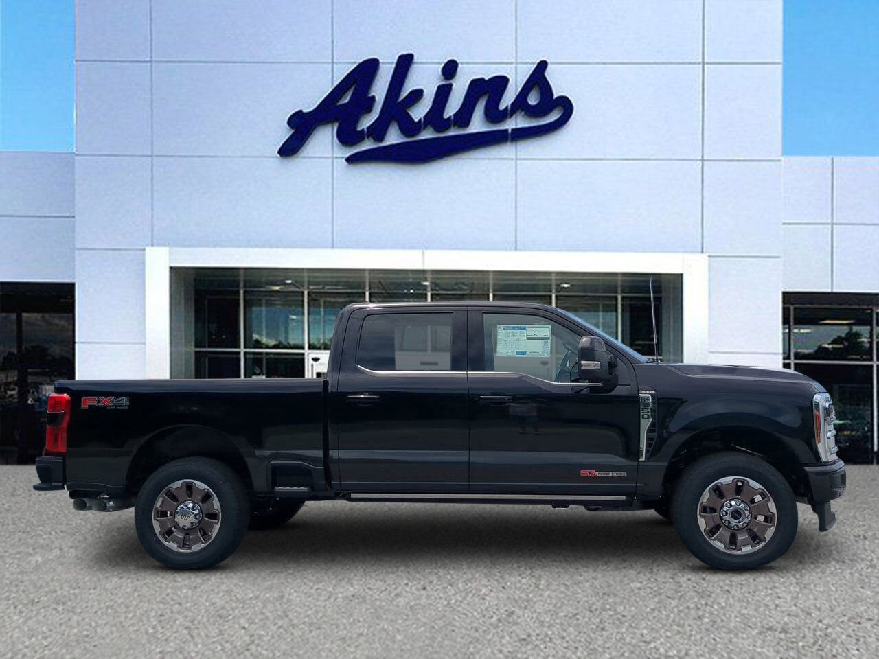 2025 Ford Super Duty F-350 SRW King Ranch Winder GA