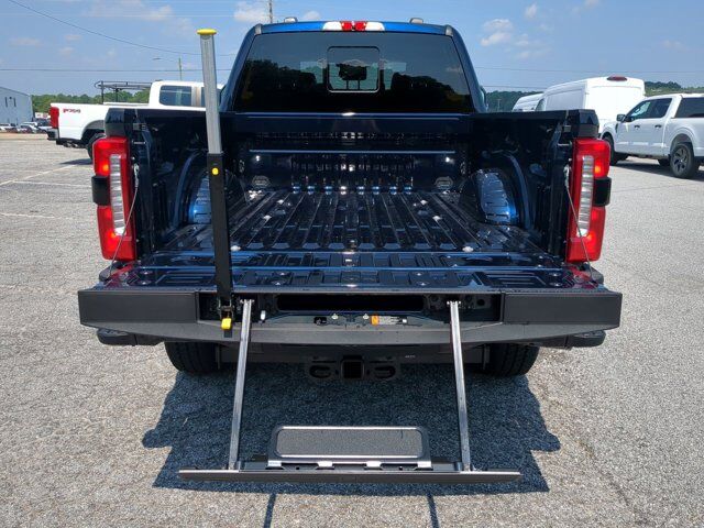 2025 Ford Super Duty F-350 SRW King Ranch Winder GA