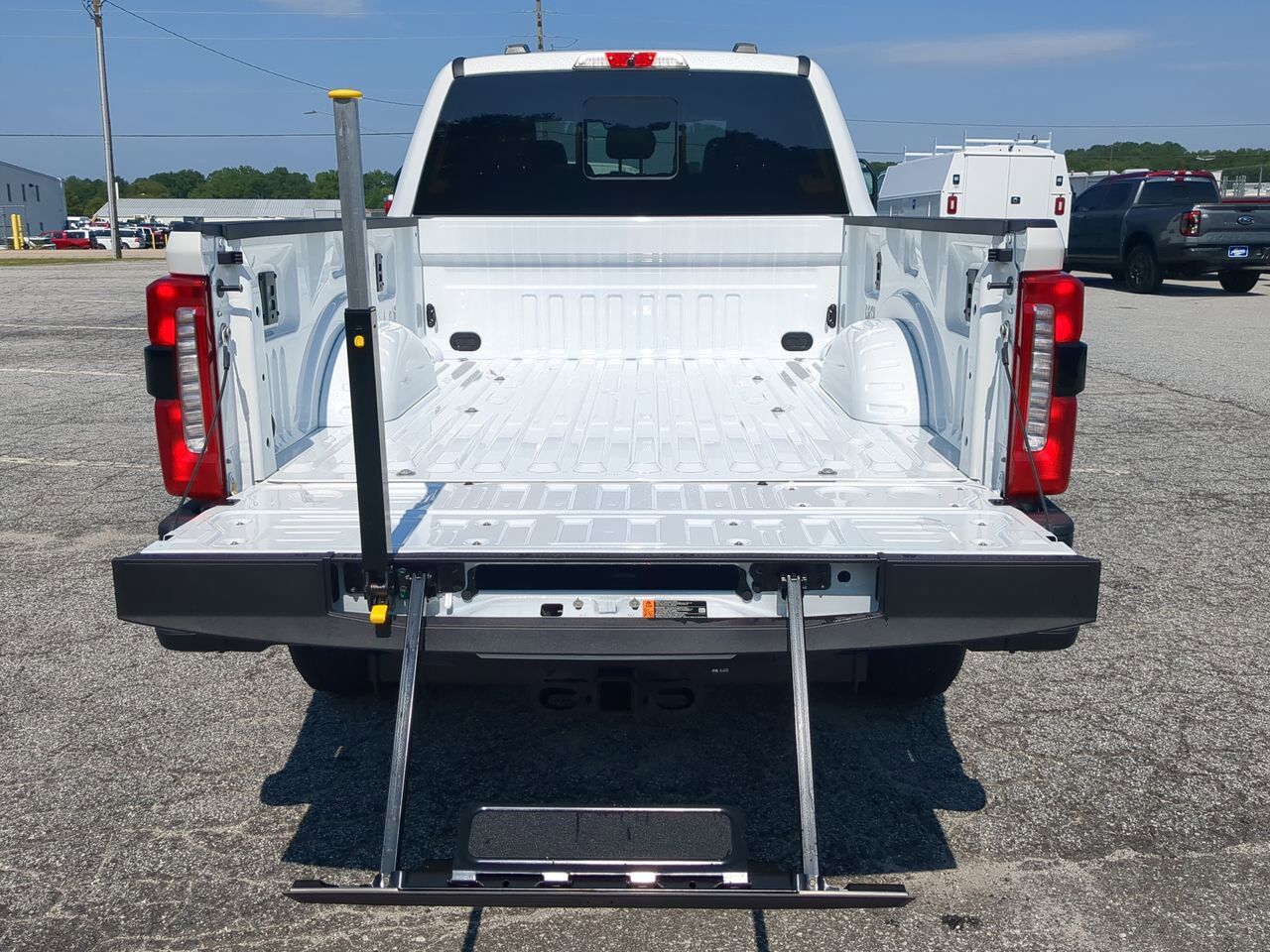 2025 Ford Super Duty F-350 SRW King Ranch Winder GA