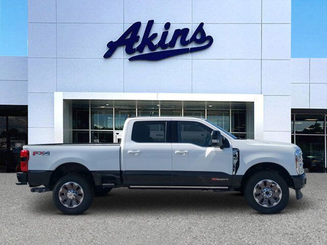 2025 Ford Super Duty F-350 SRW King Ranch Winder GA