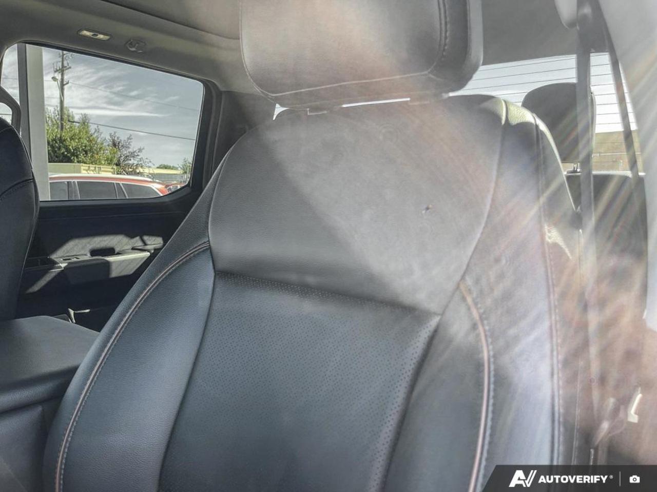 2025 Ford Super Duty F-350 SRW LARIAT Edmonton AB