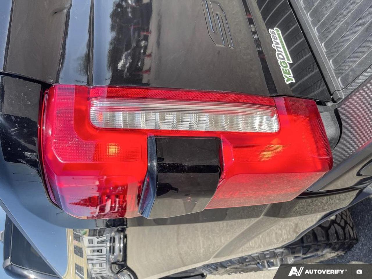 2025 Ford Super Duty F-350 SRW LARIAT Edmonton AB