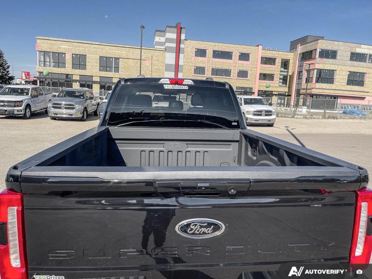 2025 Ford Super Duty F-350 SRW LARIAT Edmonton AB