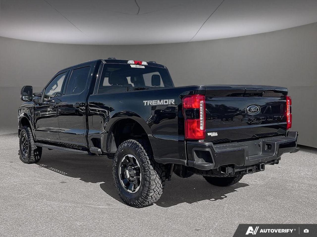 2025 Ford Super Duty F-350 SRW LARIAT Edmonton AB