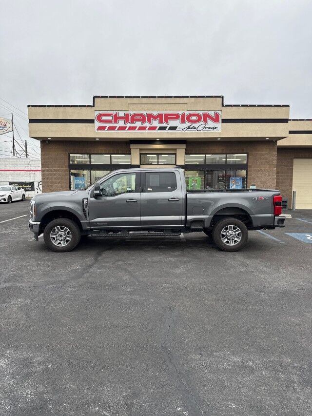 2025 Ford Super Duty F-350 SRW LARIAT