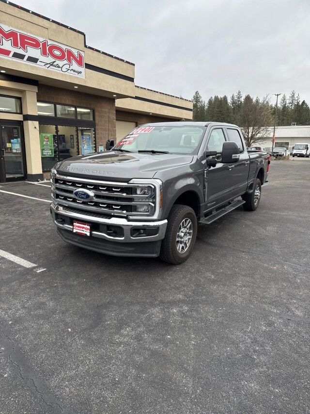 2025 Ford Super Duty F-350 SRW LARIAT