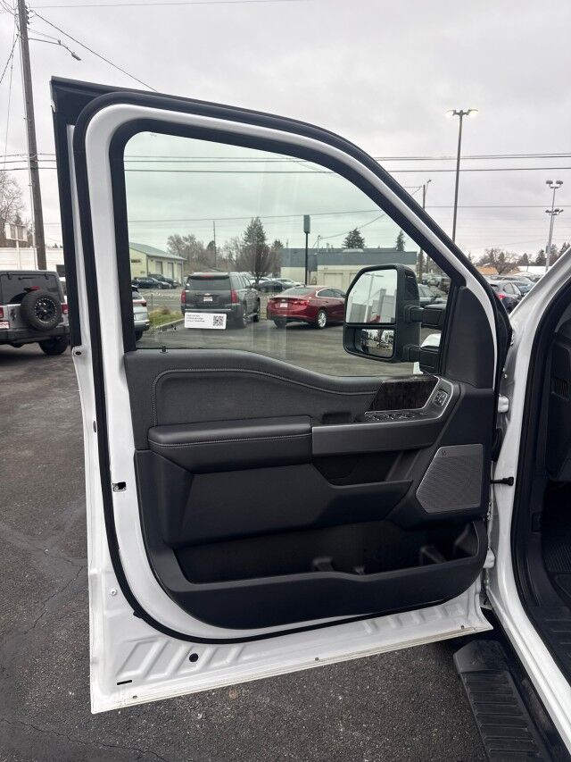 2025 Ford Super Duty F-350 SRW LARIAT Spokane Valley WA