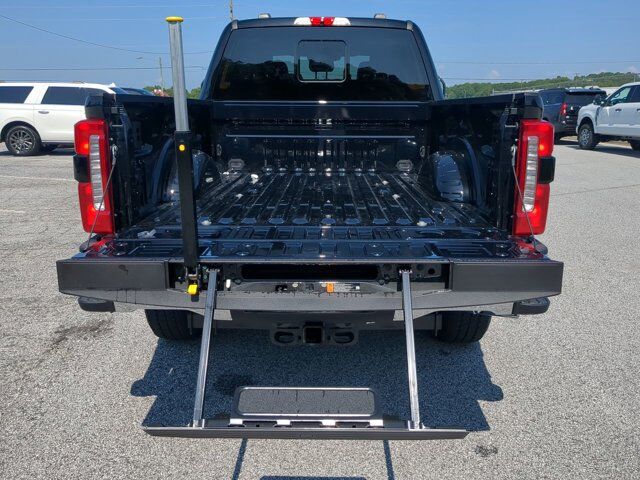 2025 Ford Super Duty F-350 SRW LARIAT Winder GA