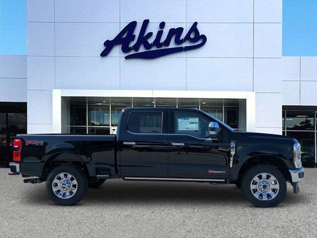 2025 Ford Super Duty F-350 SRW LARIAT