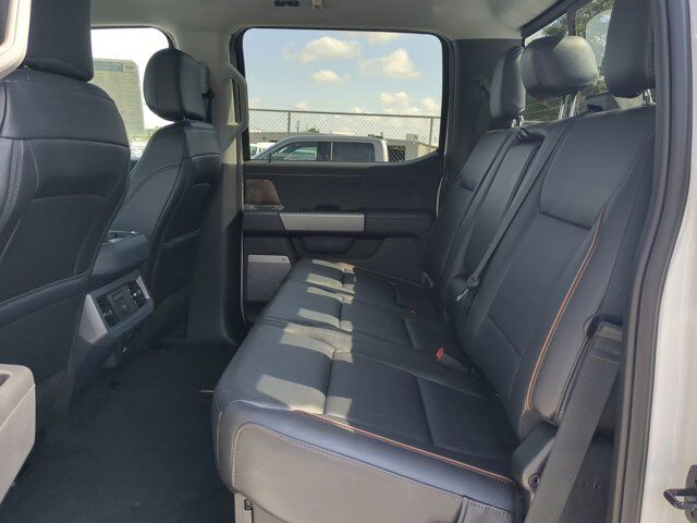 2025 Ford Super Duty F-350 SRW LARIAT Winder GA