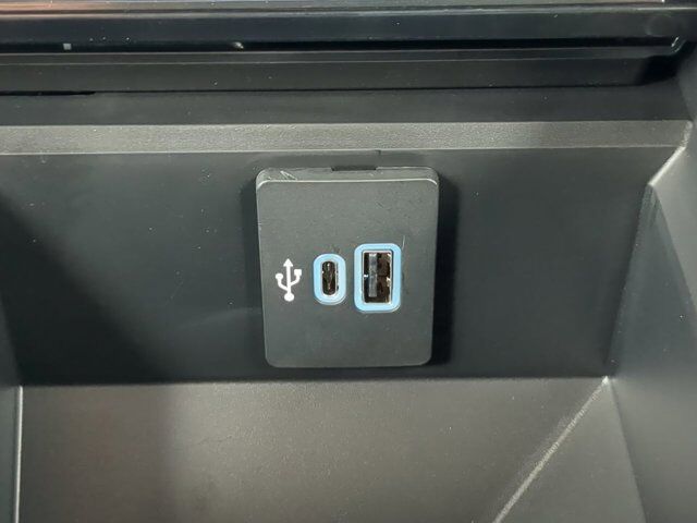 2025 Ford Super Duty F-350 SRW LARIAT Winder GA