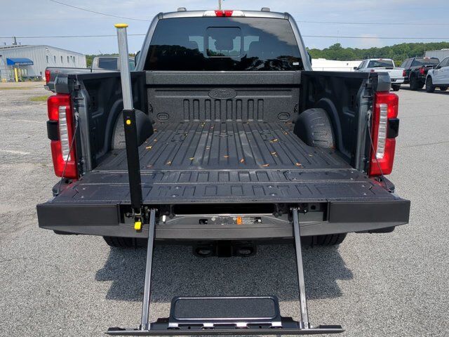 2025 Ford Super Duty F-350 SRW LARIAT Winder GA