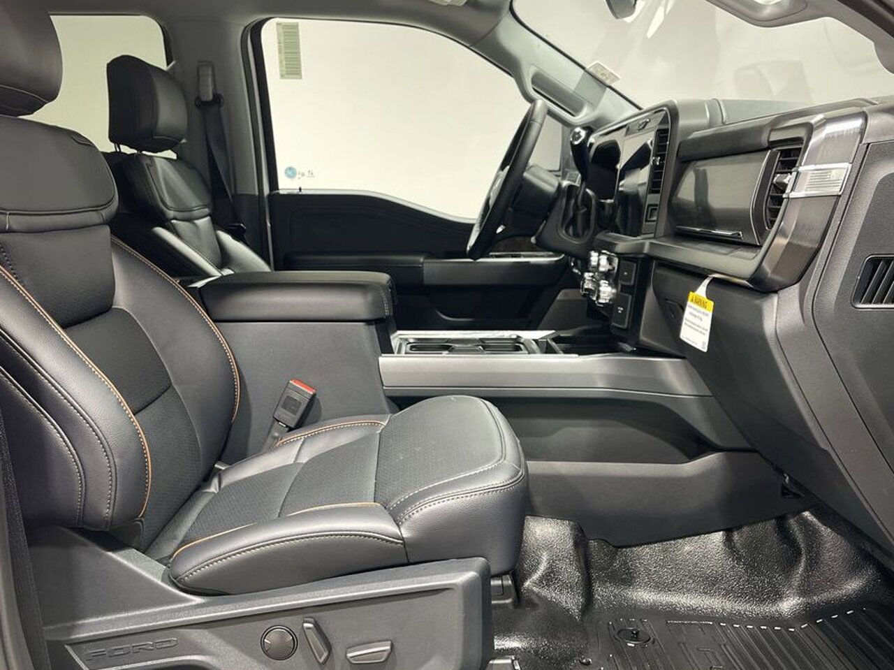 2025 Ford Super Duty F-350 SRW Lariat Sherwood Park AB