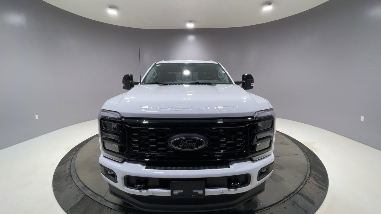 2025 Ford Super Duty F-350 SRW Lariat Sherwood Park AB
