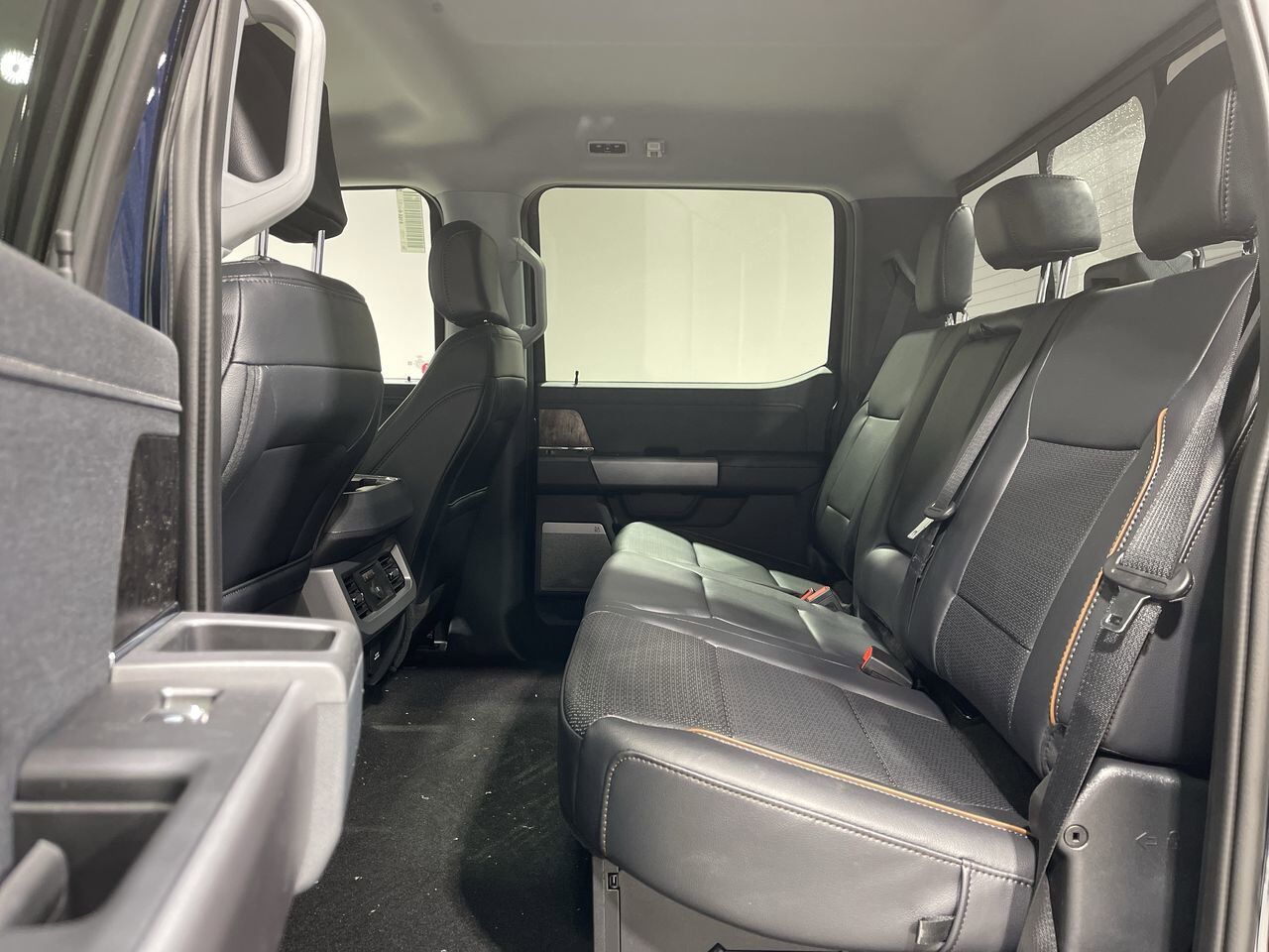 2025 Ford Super Duty F-350 SRW Lariat Sherwood Park AB