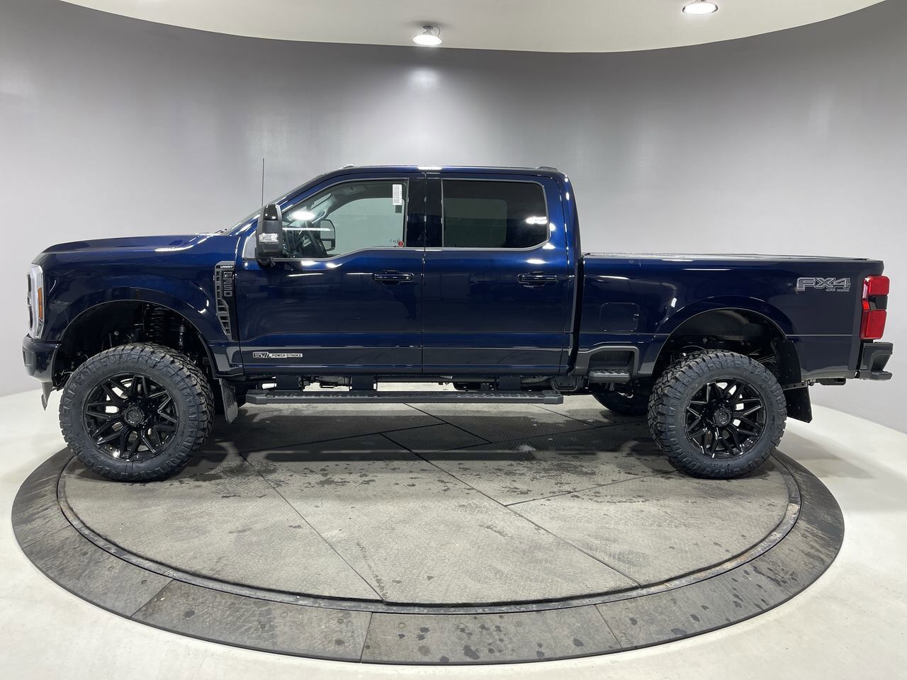 2025 Ford Super Duty F-350 SRW Lariat Sherwood Park AB