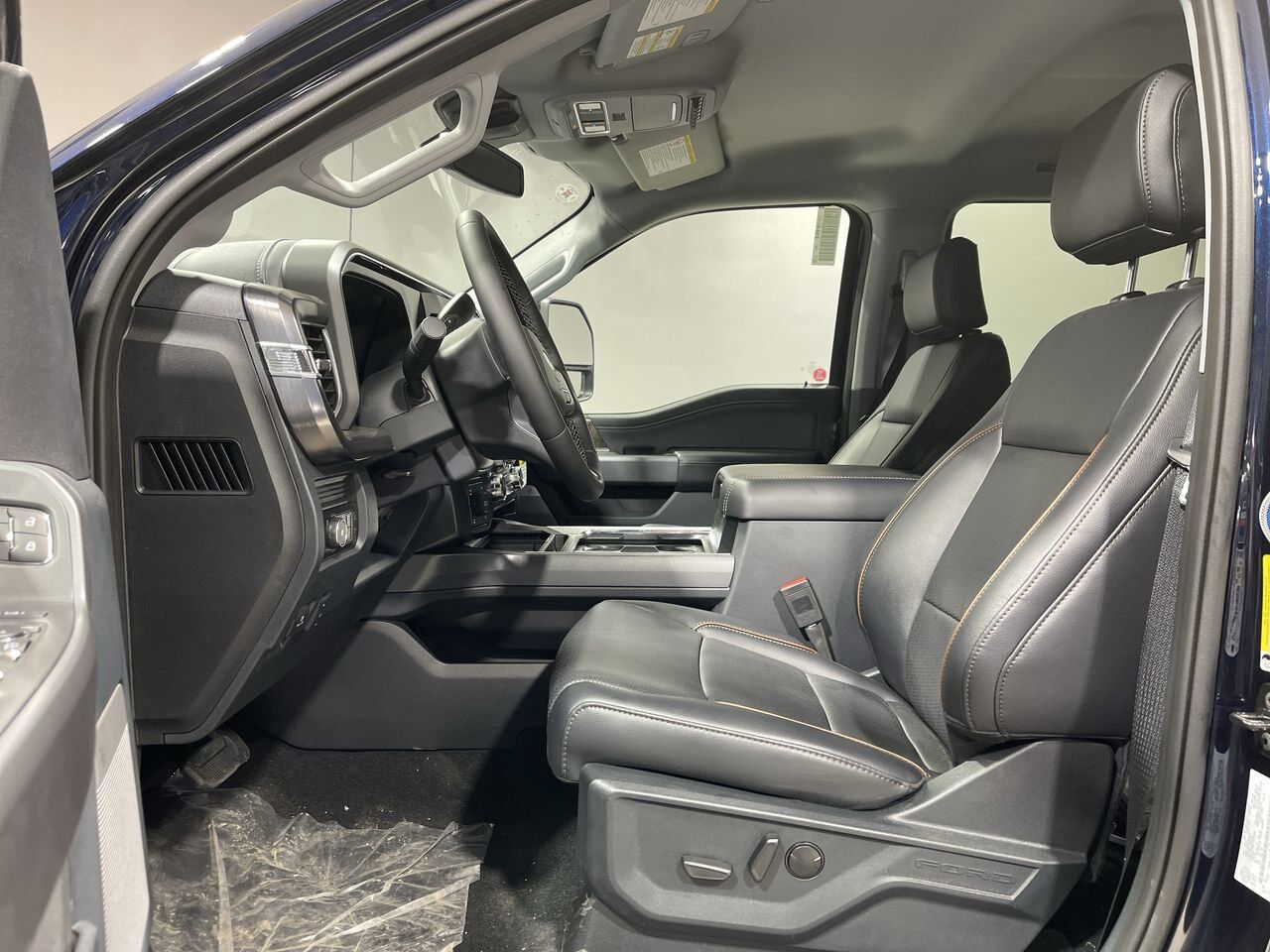 2025 Ford Super Duty F-350 SRW Lariat Sherwood Park AB